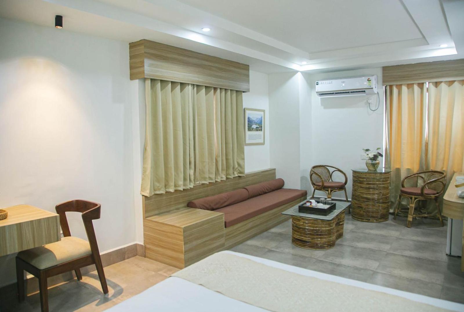 Hotel Lake Shilloi Dimapur Ngoại thất bức ảnh