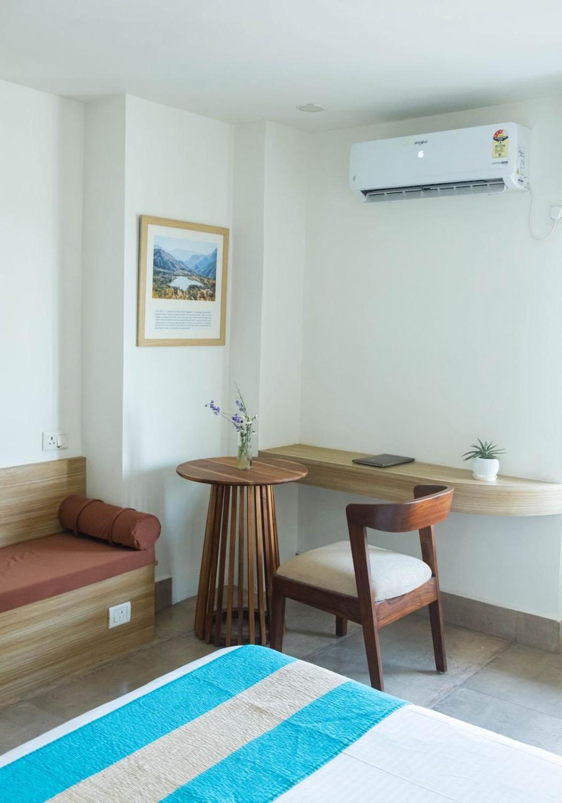 Hotel Lake Shilloi Dimapur Ngoại thất bức ảnh