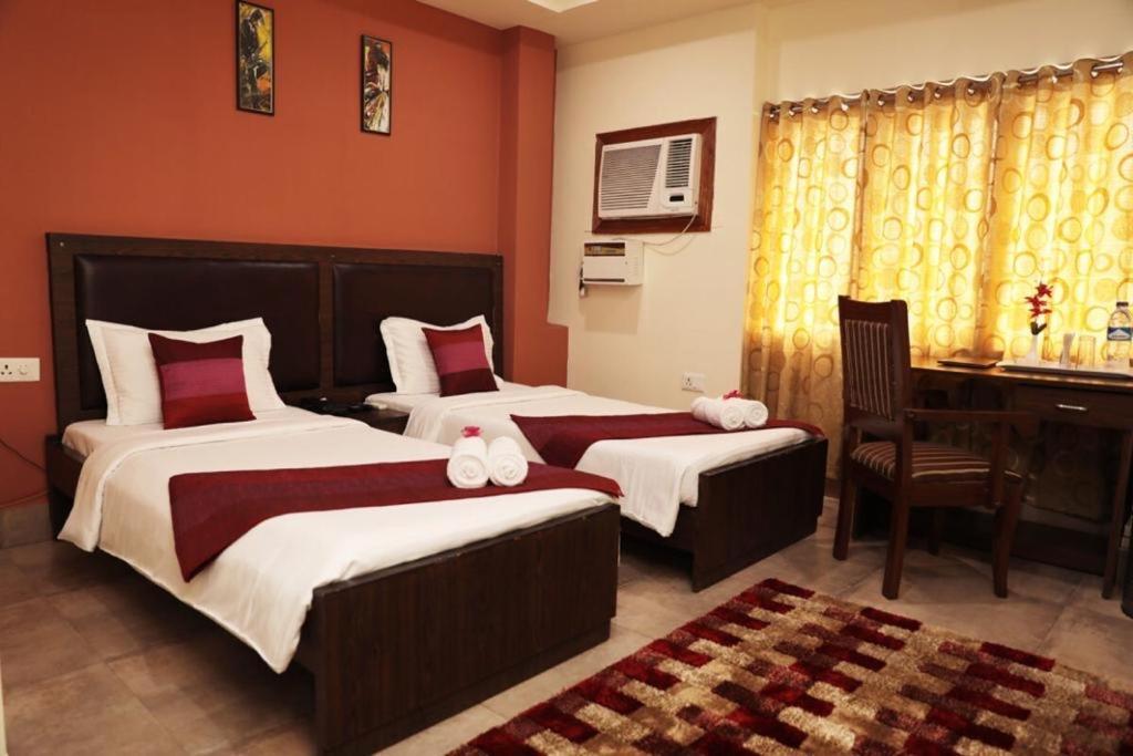 Hotel Lake Shilloi Dimapur Ngoại thất bức ảnh